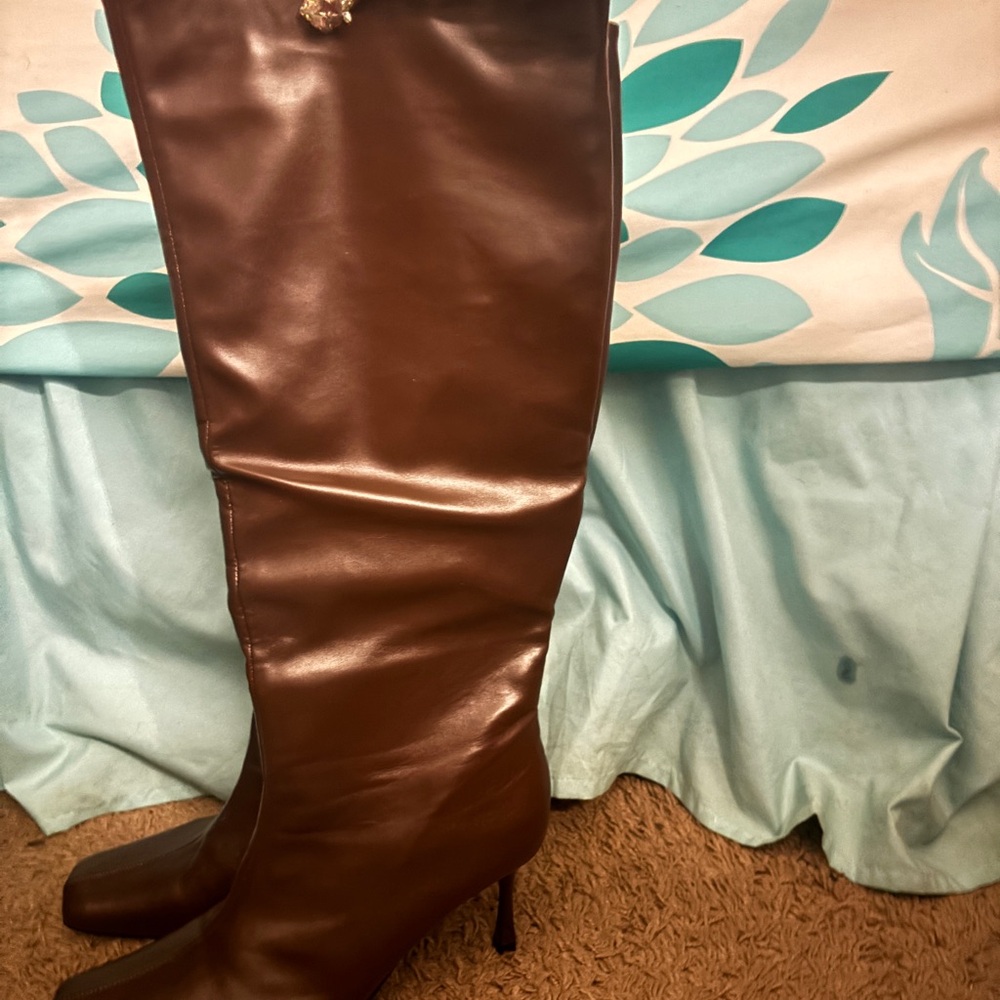 Elegant Brown Knee-High Women's Boots